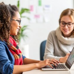 Digitale Tools für barrierefreie Kommunikation: Wie Technik Räume öffnet und Verständigung verändert